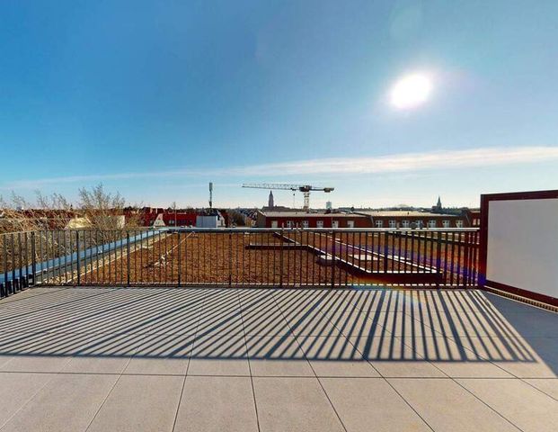 Stilvolles Penthouse-Apartment: Exklusive 4-Zimmer-Wohnung mit Dachterrasse und Einbauküche - Foto 1