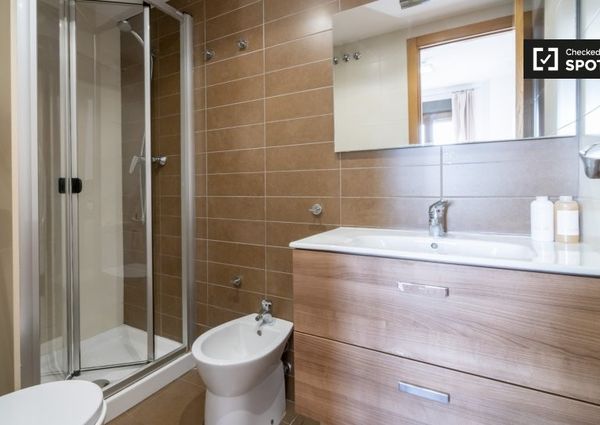 valencia, Valencian Community 46002