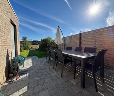Huis te huur in Sint-Kruis voor € 1.250 met 4 slaapkamers - foto 1