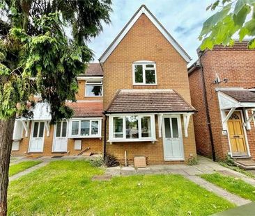 Windsor Road, Wraysbury, TW19 - Photo 1