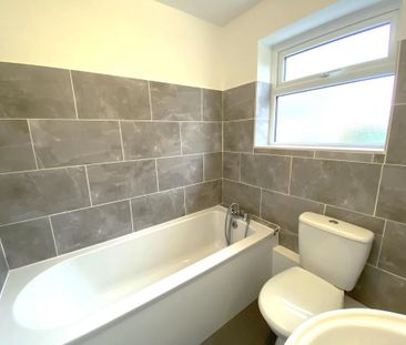 2 bedroom property to rent - Photo 2