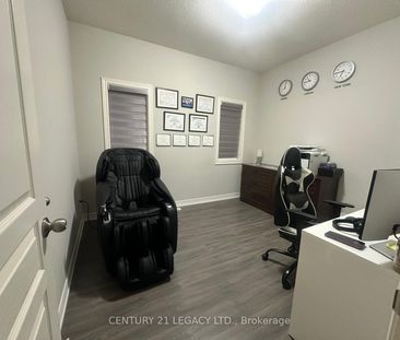 For Lease - 23 Taurus Road, Brampton, Ontario - Photo 2