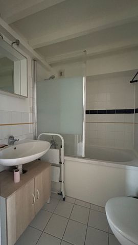 Location Appartement 2 pièces 25m² - Photo 2