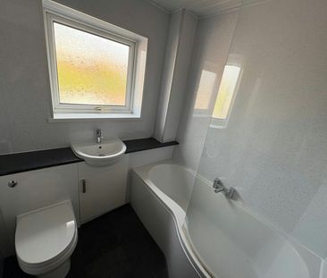Maisonette to rent on - Photo 1