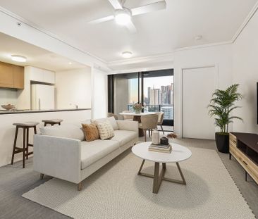 Stylish 2-Bedroom Apartment with City Views in the Heart of Fortitu... - Photo 1