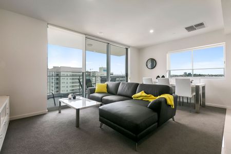 FULLY FURNISHED CORNER APARTMENT - MILTON - 2 Bed 2 Bath - Photo 2