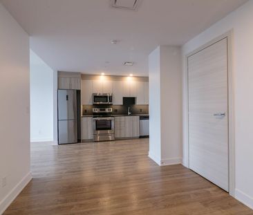 30 Saint Joseph Boulevard Est - Photo 5