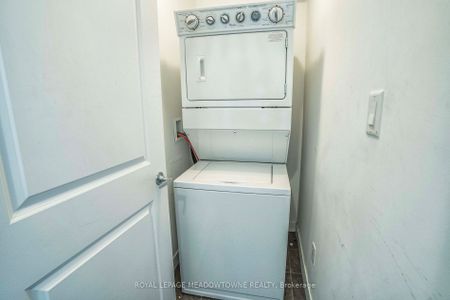 For Lease - 5317 Upper Middle Road Unit# 323, Burlington, Ontario - Photo 2