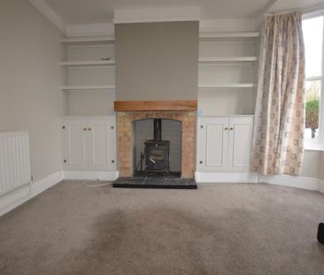 2 bedroom terraced house to rent - Photo 1