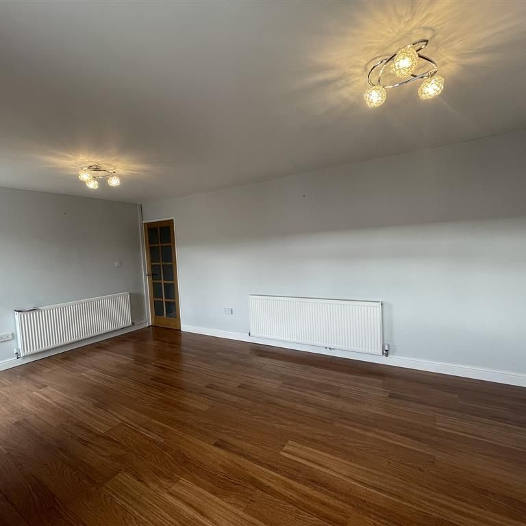 WattishamSquare, BIRMINGHAM - Photo 1