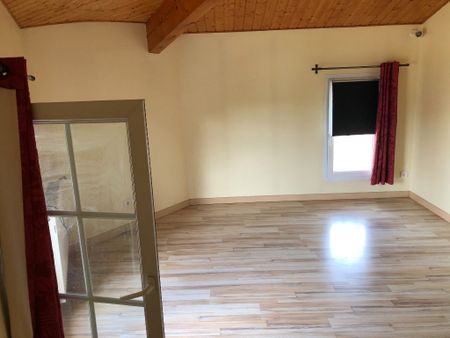 LOCATION : maison T4 (94 m²) à BRANNE - Photo 3