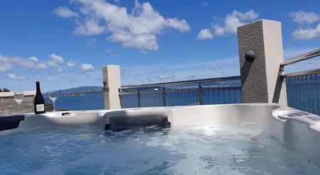 Enjoy living in your own holiday resort by the sea - Photo 4