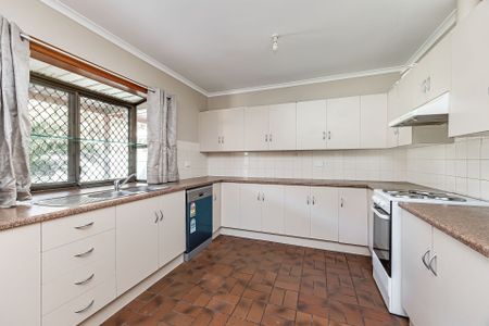 14 Lawrie Avenue, Salisbury. - Photo 3