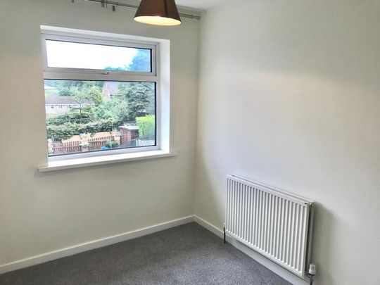 Romford Avenue - Photo 1