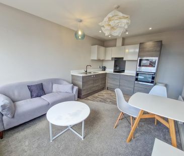 1 bedroom flat to rent - Photo 2