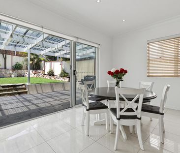 Charming residence for blissful family living - Photo 2