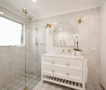 Fully furnished executive home with stunning Pittwater views - Photo 4