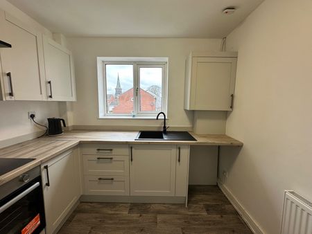 2 Bed Flat, St Peters Mews, CH42 - Photo 4