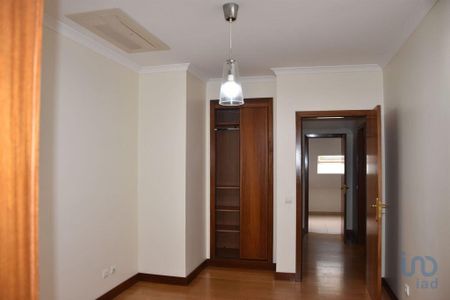 Coimbra, Lisbon - Photo 3