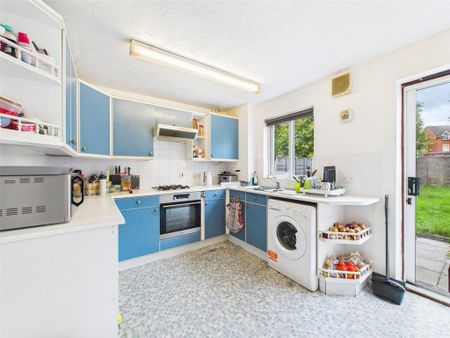 2 bedroom terraced house to rent - Photo 2