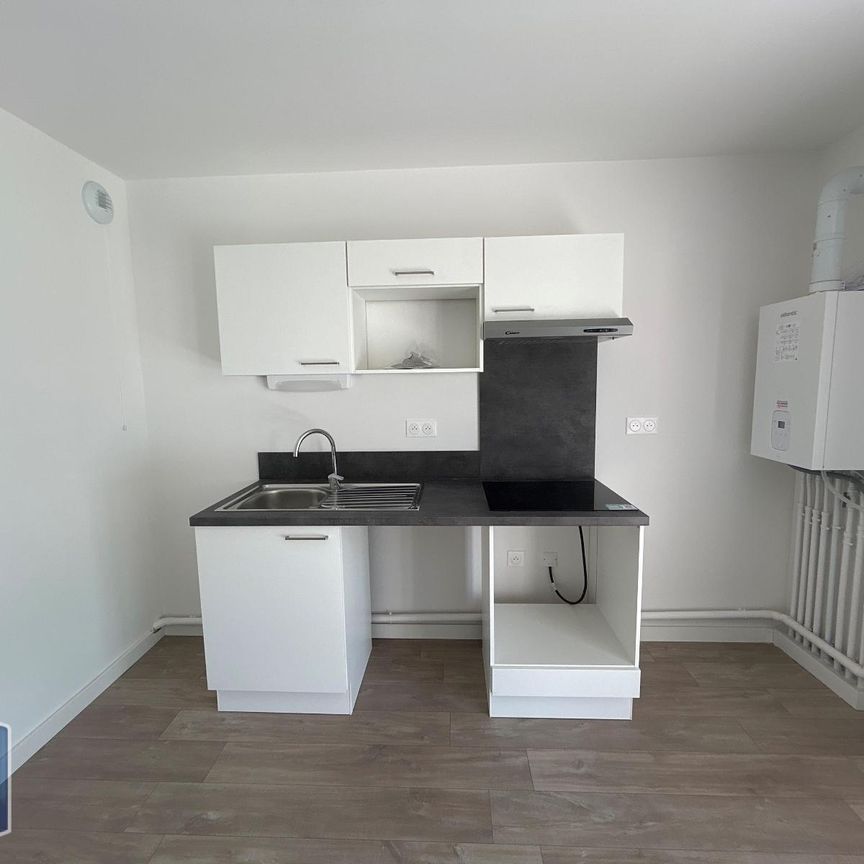 Location Appartement 3 pièces 61m² NOTRE DAME DE BONDEVILLE 76960 - Photo 1