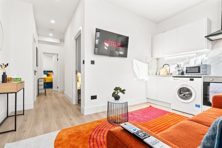 4 Bed Flat, Willesden Lane, NW6 - Photo 2