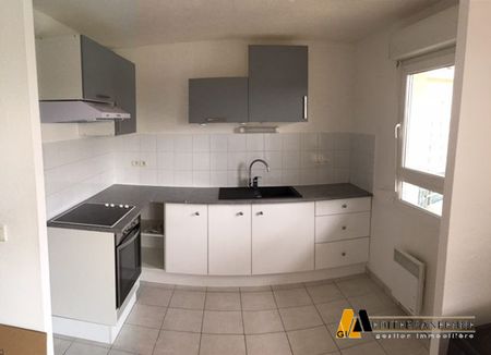 Appartement à louer, 3 pièces - Perpignan 66000 - Photo 2