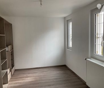 SECTEUR GALLIENI MAIS IND F4 - Photo 5