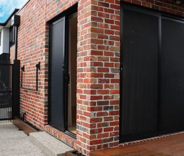 Unmatched Luxury & Double-Ensuite Living! - Photo 4