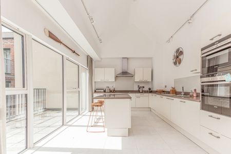 Mill Street, City Centre - Photo 5