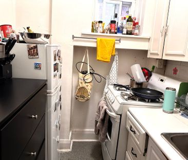 For Lease - 108 Admiral Road Unit# 1, Toronto, Ontario - Photo 2