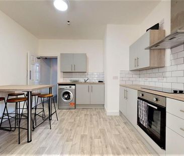 1 bedroom in a house share to rent - Photo 5