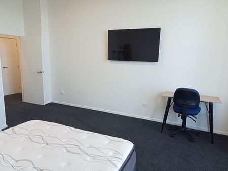 Modern Ensuited Studio Room For Rent 2025 - Photo 3