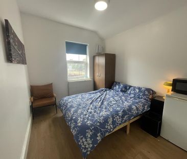 1 bedroom house of multiple occupation to rent - Photo 3