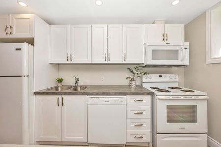 For Lease - 336 Tulip Crescent Unit# B, Orleans - Cumberland and Area, Ontario - Photo 5