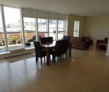 2 bedroom apartment to rent - Photo 2