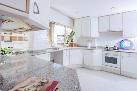 Carrer dAlvaro de Bazan, Valencia, Valencian Community 46010 - Photo 5