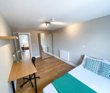 7 bedroom flat to rent - Photo 3