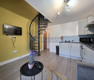 1 bedroom flat to rent - Photo 1