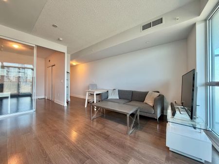 For Lease - 160 Vanderhoof Avenue Unit# 517, Toronto, Ontario - Photo 2