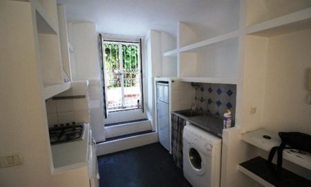 VILLA - PARIOLI: 180mq. 3-level house. Living, dining, 3 bedrooms, 4 baths, spacious kitchen, fireplace, parquet floors, balconies, roof terrace, private garden. Ref. 275 - Photo 4