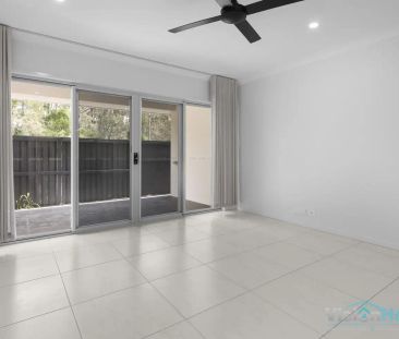 “Big Spacious Family Home !!!!” - Photo 3