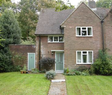 4 bedroom semi-detached house to rent - Photo 2