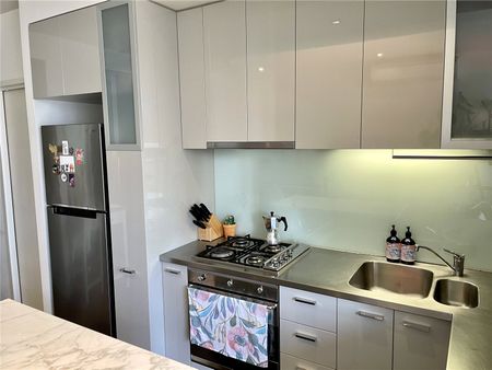 1306/68 La Trobe Street - Photo 3