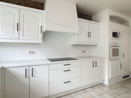 Gerenoveerde woning nabij centrum Bierbeek met 3 slaapkamers - Foto 3
