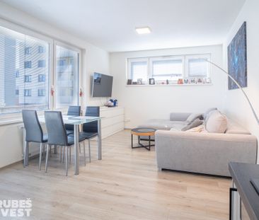 Pronájem bytu 3+1 67 m² - Photo 1