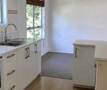 Wonderful Family Home! - Photo 4