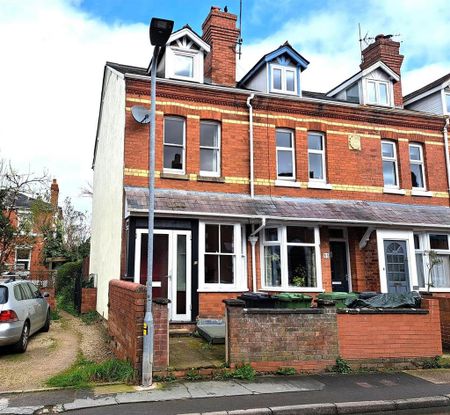 3 bedroom end of terrace house to rent - Photo 2