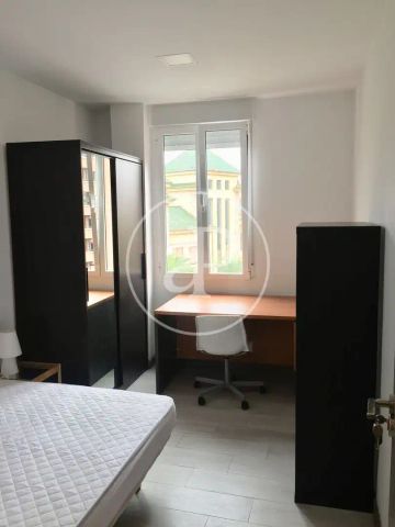 Piso de alquiler en Carrer D'alberic, Arrancapins - Photo 5