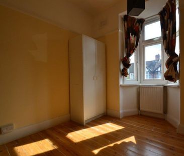 House share to rent - Photo 2